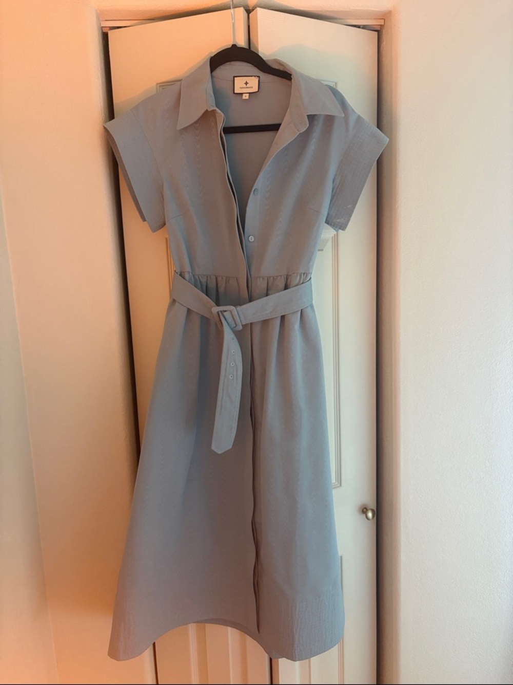 Tuckernuck Chloe Dress- Light Blue Button-Front Midi Shirt Dress with Belt